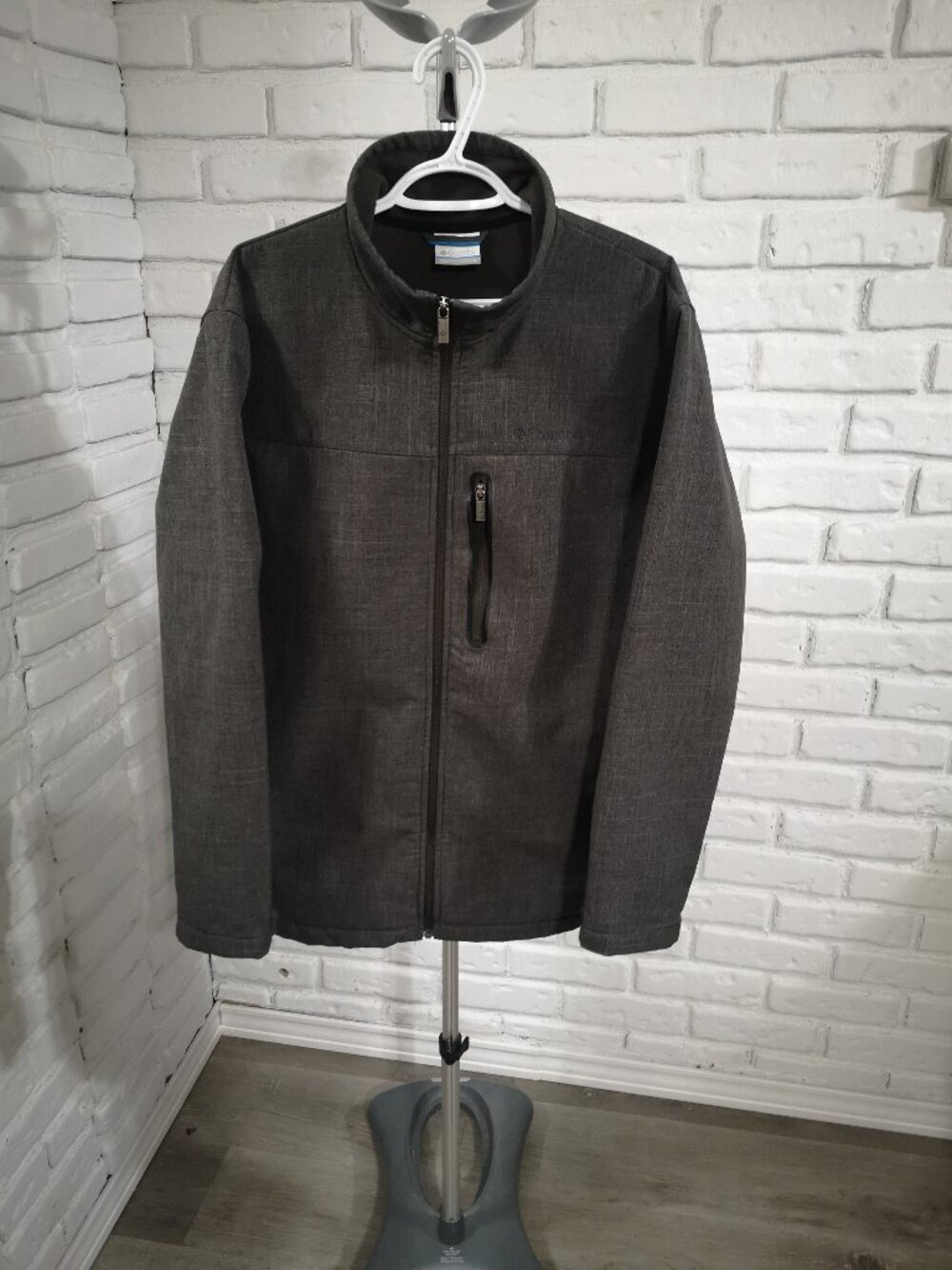 Columbia Men's Size Large Dark Grey Full Zip Lt. Fleece Lined Soft Shell Jacket